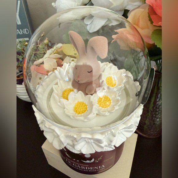 🆕🐰 BATH & BODY WORKS LIMITED EDITION EASTER BUNNY GLOBE 3-WICK CANDLE. NEW! - Picture 3 of 11